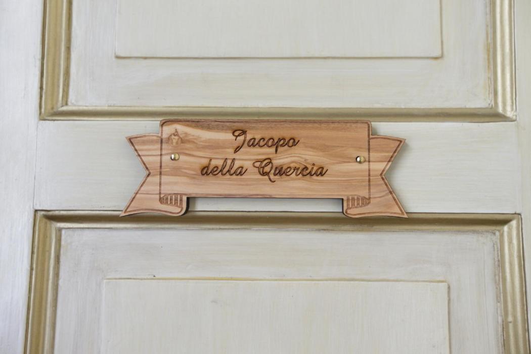 Residenza D'Epoca Montanini Bed and Breakfast Siena Eksteriør billede