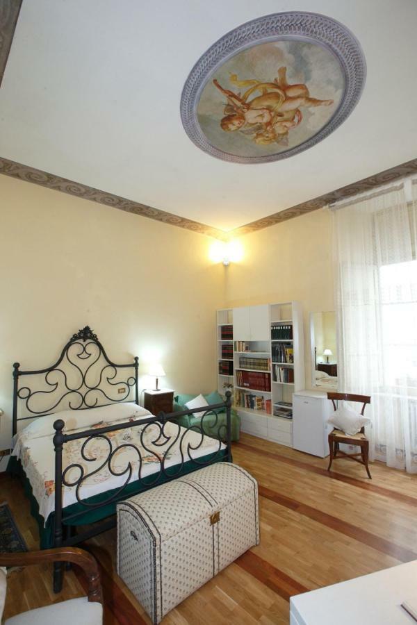 Residenza D'Epoca Montanini Bed and Breakfast Siena Eksteriør billede