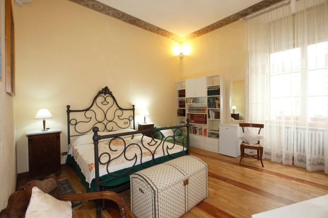 Residenza D'Epoca Montanini Bed and Breakfast Siena Eksteriør billede